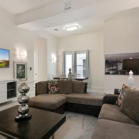 Breathtaking Condos Near French Quarter نيو أورلينز المظهر الخارجي الصورة