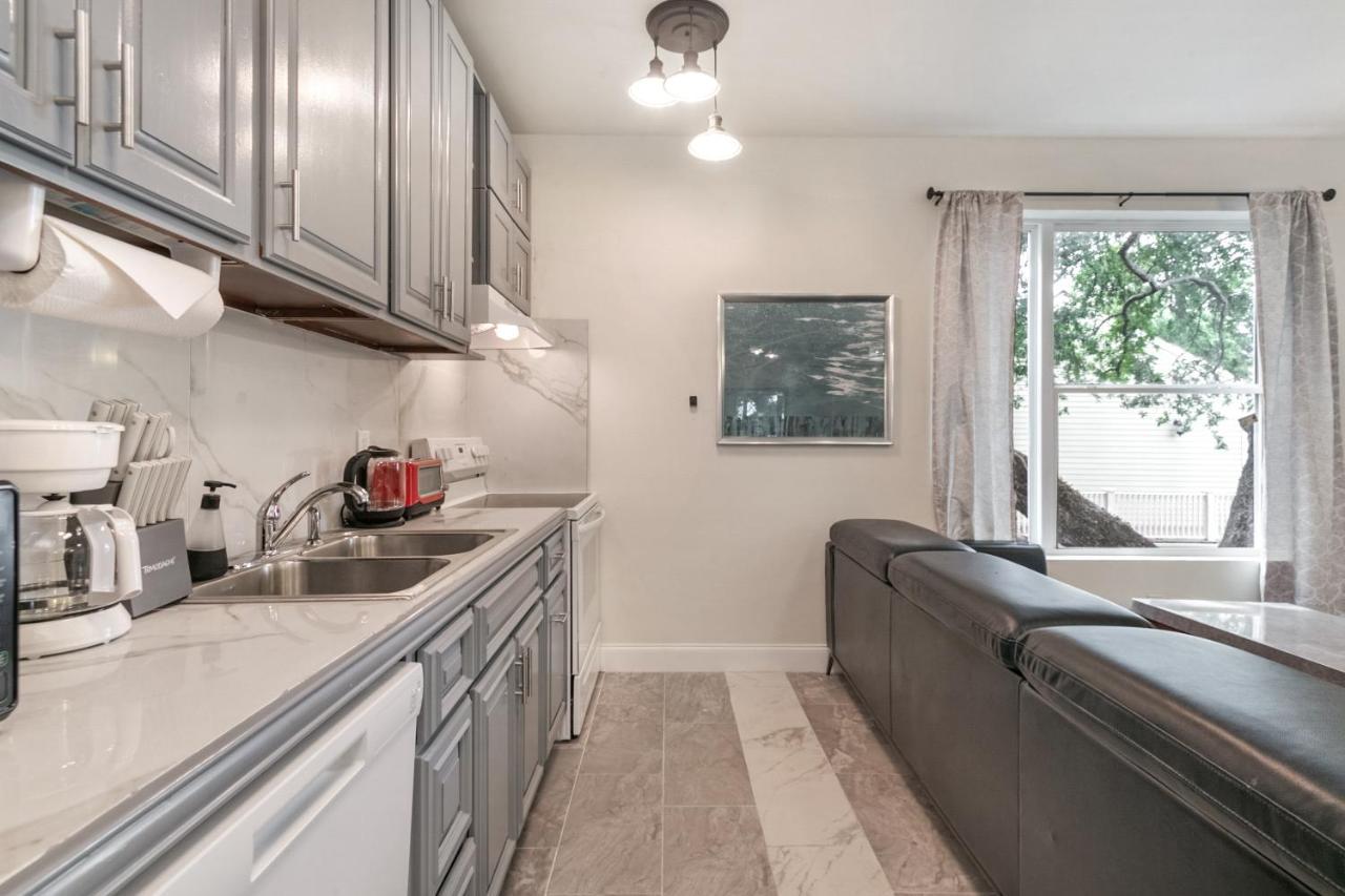 Breathtaking Condos Near French Quarter نيو أورلينز المظهر الخارجي الصورة