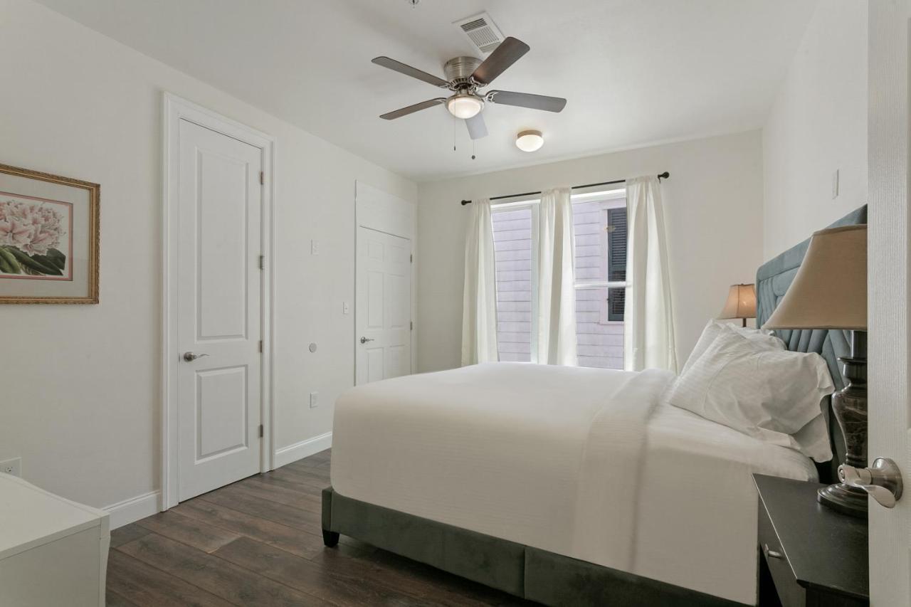 Breathtaking Condos Near French Quarter نيو أورلينز المظهر الخارجي الصورة