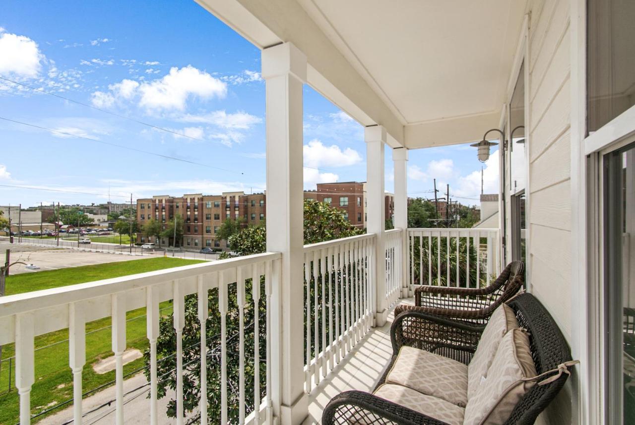 Breathtaking Condos Near French Quarter نيو أورلينز المظهر الخارجي الصورة