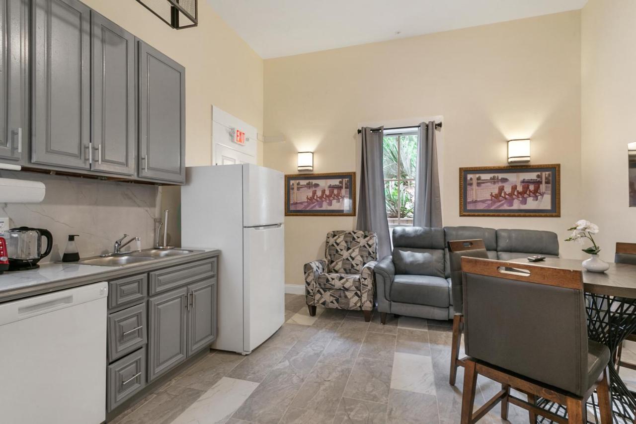 Breathtaking Condos Near French Quarter نيو أورلينز المظهر الخارجي الصورة