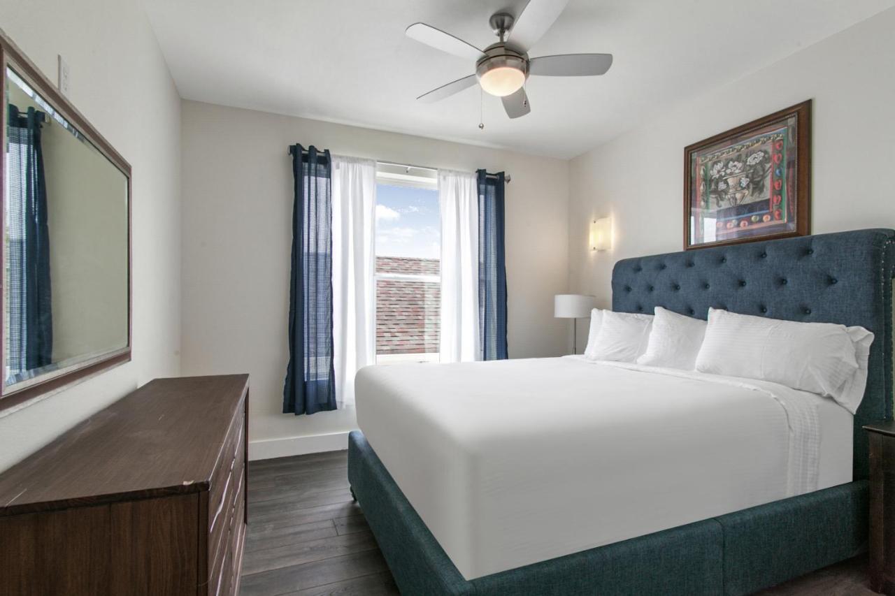 Breathtaking Condos Near French Quarter نيو أورلينز المظهر الخارجي الصورة