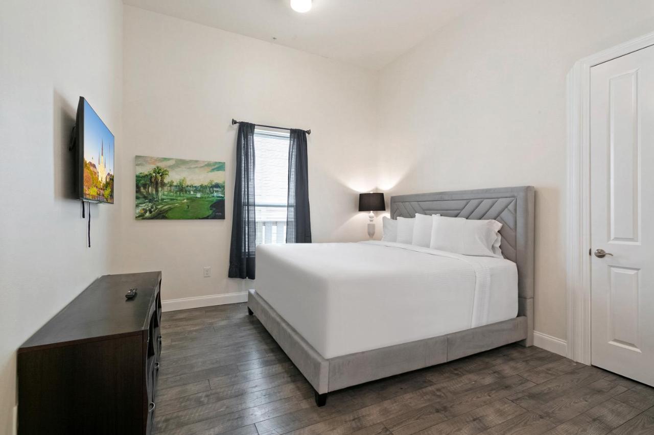 Breathtaking Condos Near French Quarter نيو أورلينز المظهر الخارجي الصورة