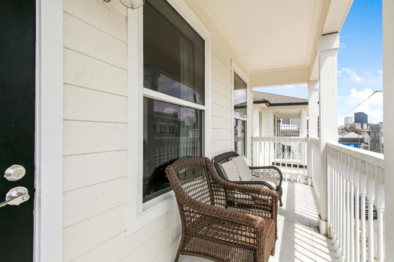 Breathtaking Condos Near French Quarter نيو أورلينز المظهر الخارجي الصورة