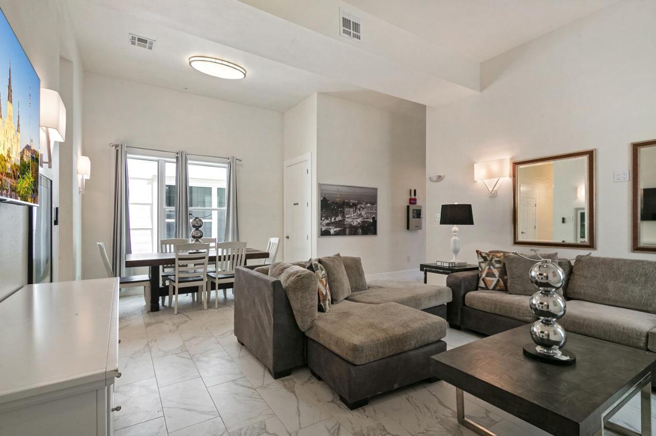Breathtaking Condos Near French Quarter نيو أورلينز المظهر الخارجي الصورة